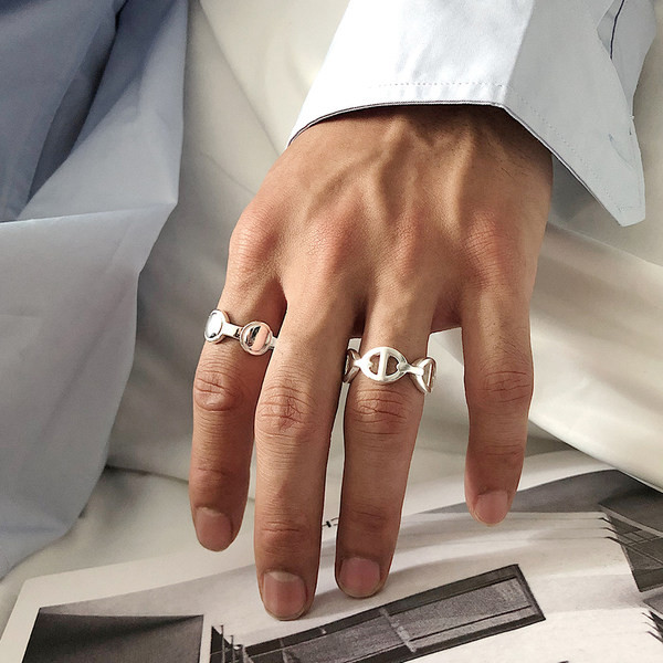 Sudraba titāna tērauda vīriešu gredzens