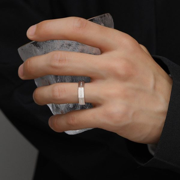 Férfi gyűrű retro modell állítható