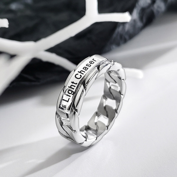 Titán acél férfi gyűrű felirattal