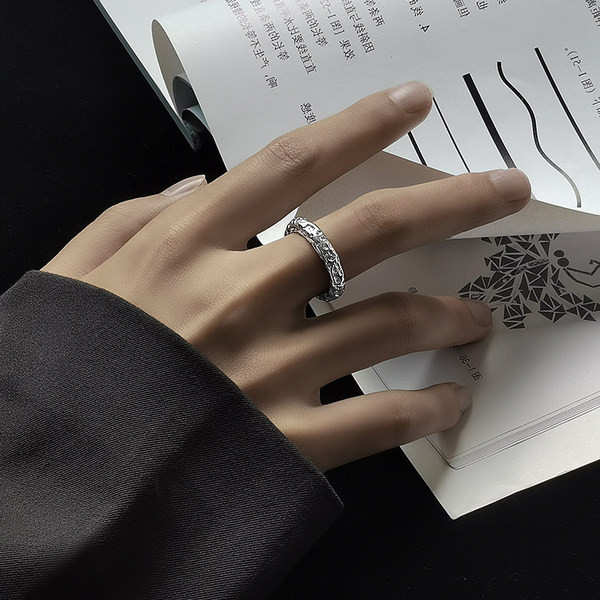 Titāna tērauda vīriešu gredzens