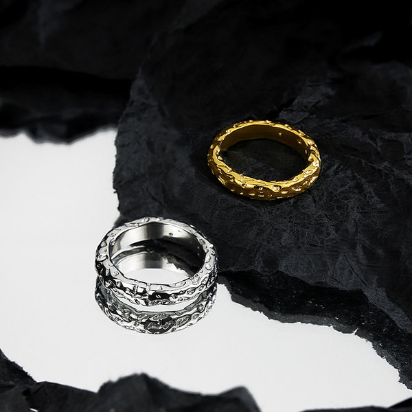 Titāna tērauda vīriešu gredzens