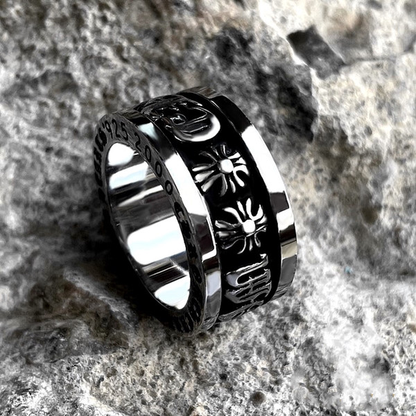 Ανδρικό ρετρό μοντέλο δαχτυλίδι από τιτάνιο