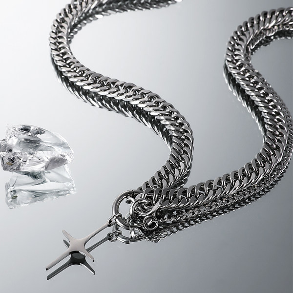 Kétrétegű férfi lánc kereszt medállal