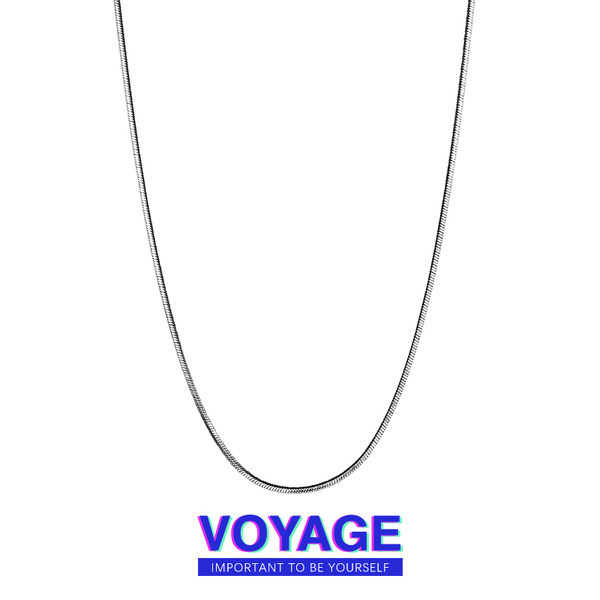 Vīriešu plānas ķēdes ikdienas modelis