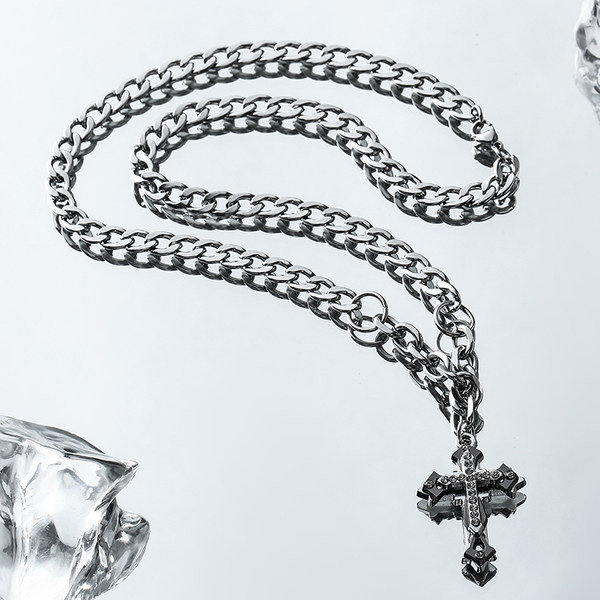 Stilīga tērauda ķēde vīriešiem ar krusta piekariņu