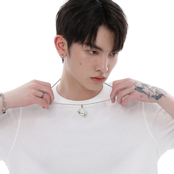 Ανδρική αλυσίδα με μενταγιόν casual μοντέλο