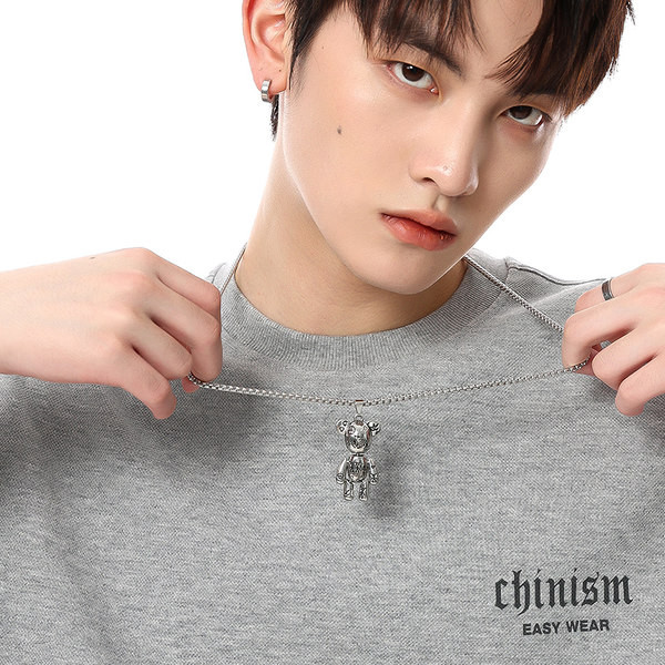 Μοντέρνο ανδρικό κολιέ με μενταγιόν αρκούδας