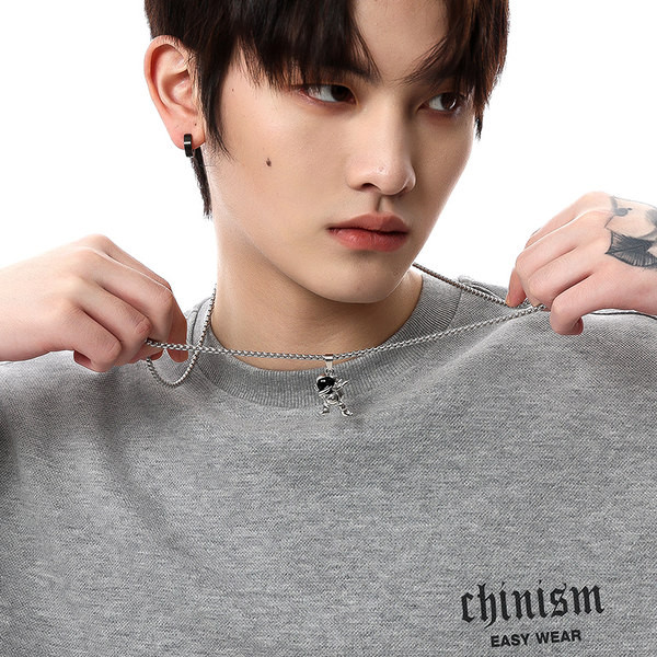 Alkalmi férfi lánc űrhajós medállal