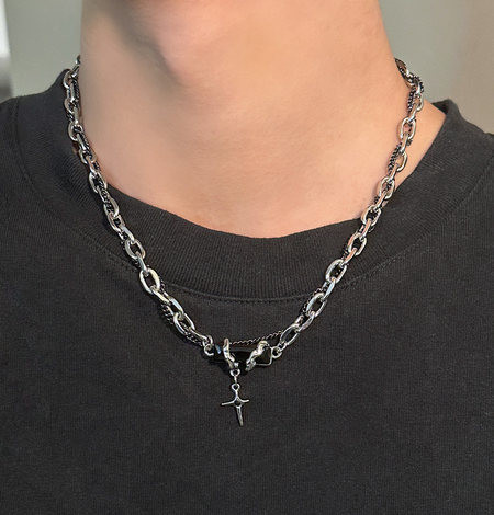 Vīriešu ķēdīte - ar krusta piekariņu