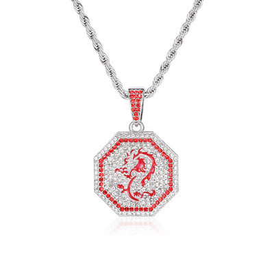 Vīriešu kaklarota ar kulonu un dekoratīviem akmeņiem