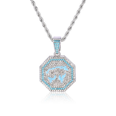 Vīriešu kaklarota ar kulonu un dekoratīviem akmeņiem