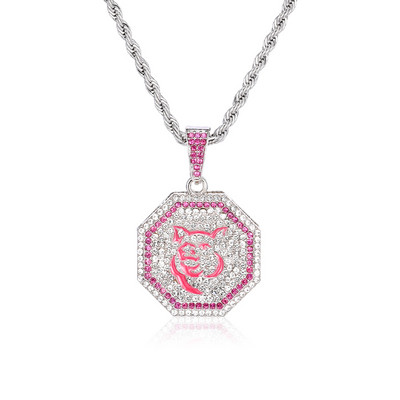 Vīriešu kaklarota ar kulonu un dekoratīviem akmeņiem