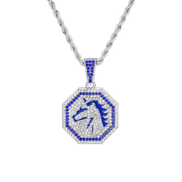 Vīriešu kaklarota ar kulonu un dekoratīviem akmeņiem