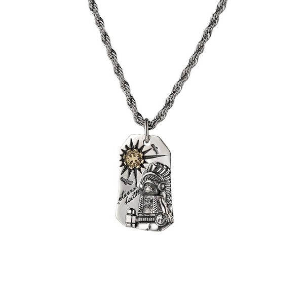 Moderan muški lanac s privjeskom