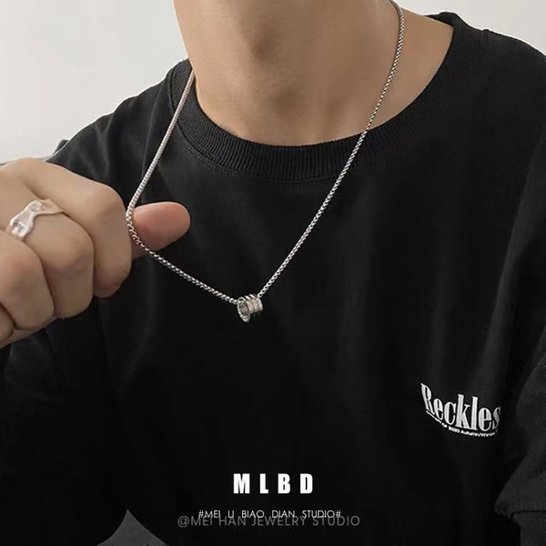 Ατσάλινο αλυσίδα με μενταγιόν