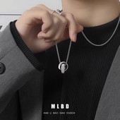 Férfi lánc medállal