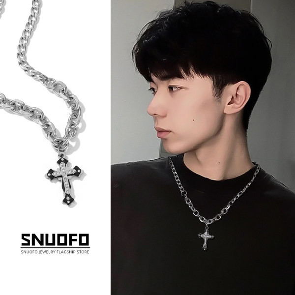 Vīriešu ķēde ar titāna tērauda kulonu