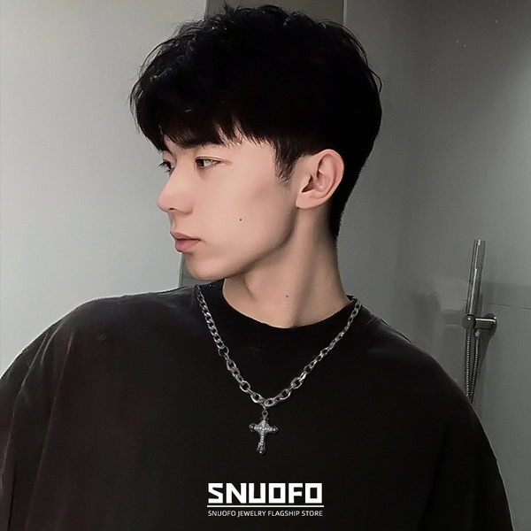 Vīriešu ķēde ar titāna tērauda kulonu