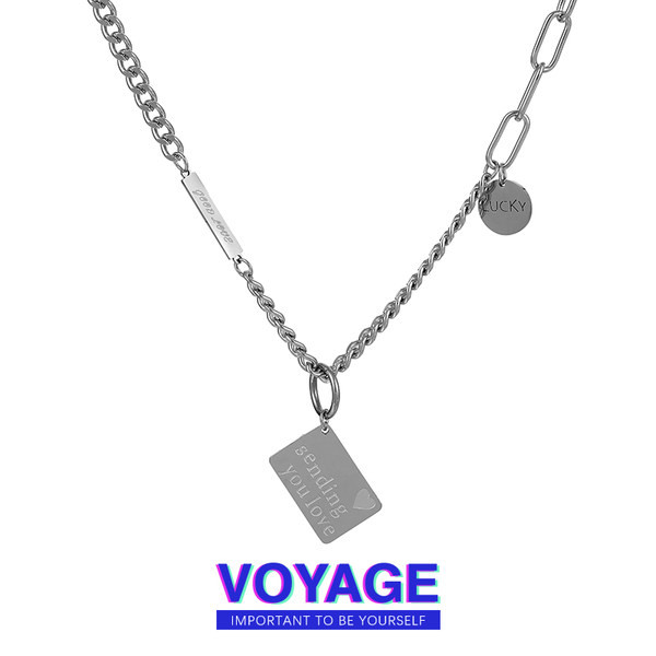 Ανδρική αλυσίδα από τιτάνιο με τετράγωνο μενταγιόν