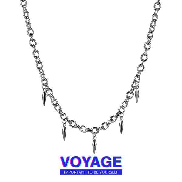 Ανδρική αλυσίδα με μενταγιόν σε ασημί χρώμα