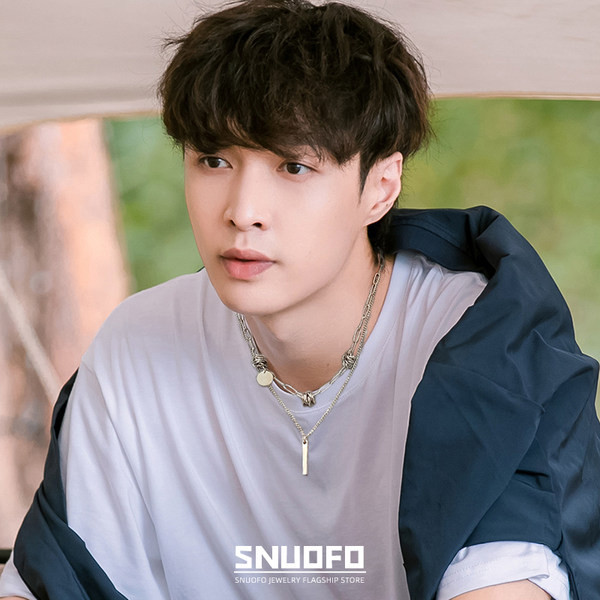 Divslāņu vīriešu ķēde ar kulonu jauns modelis