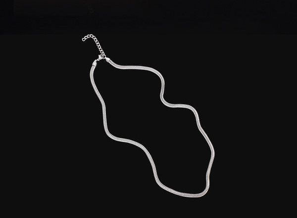 Ležerni model muškog lanca od čelika od titana