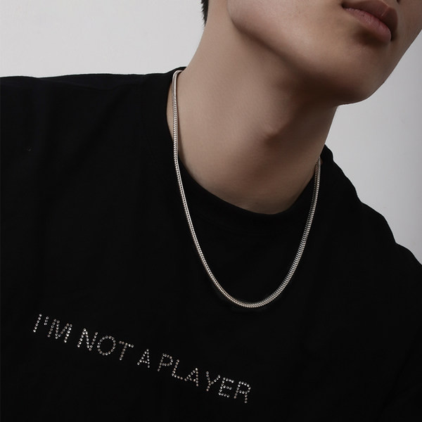 Ležerni model muškog lanca od čelika od titana