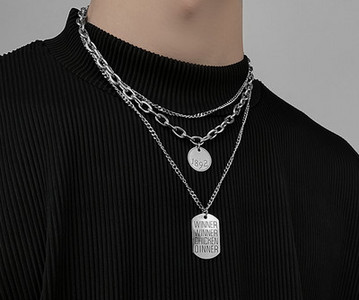 Ασημένια αλυσίδα διπλής σειράς με μενταγιόν