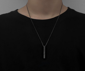 Νέο μοντέλο αλυσίδα με μενταγιόν - μαύρο και ασημί χρώμα