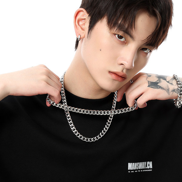 Ανδρική αλυσίδα από μασίφ ατσάλι τιτανίου