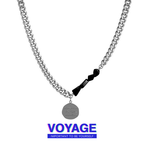 Férfi titán acél lánc medállal és gyöngyökkel