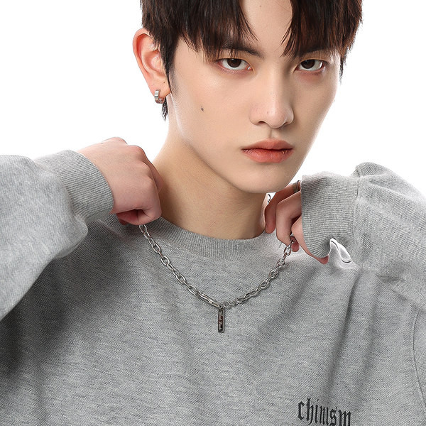 Titán lánc ezüst színben