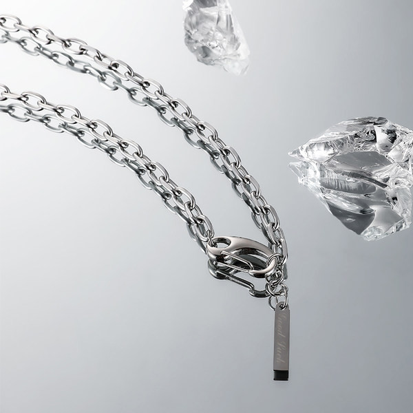 Titán lánc ezüst színben