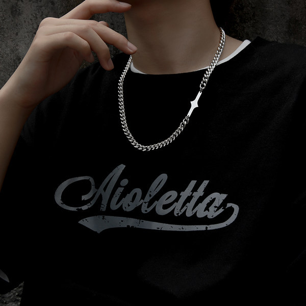 Férfi lánc ezüst színben