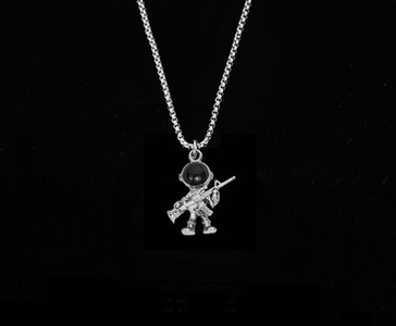 Ikdienas sudraba kulonu ķēde vīriešiem