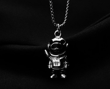 Ikdienas sudraba kulonu ķēde vīriešiem