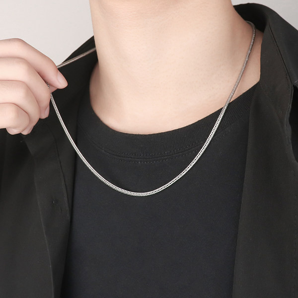 Férfi vékony titán acél lánc