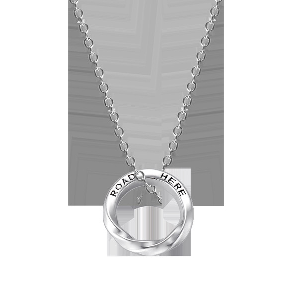 Vīriešu moderna ķēde ar piekariņu vairākiem modeļiem