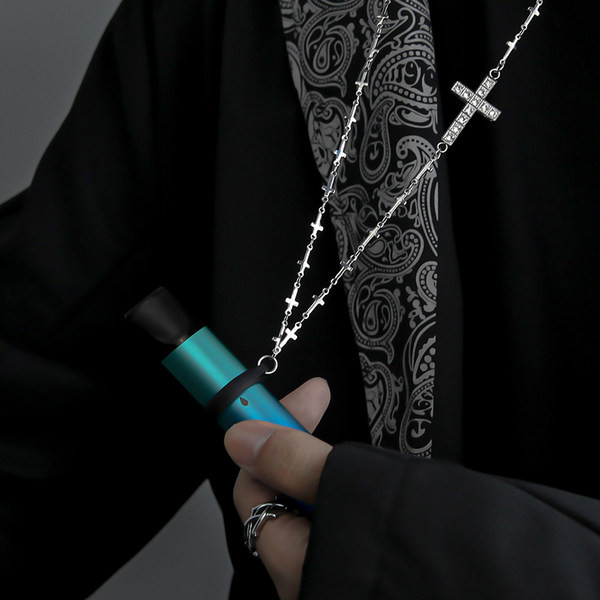 Férfi nyaklánc medállal mindennap