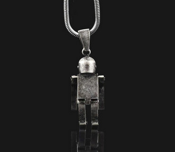 Férfi nyaklánc robot medállal