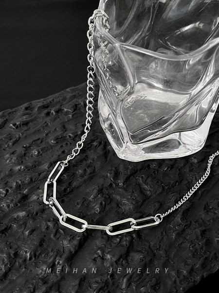 Ανδρική μοντέρνα αλυσίδα από ατσάλι από τιτάνιο