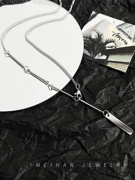 Férfi titán acél lánc téglalap alakú medállal