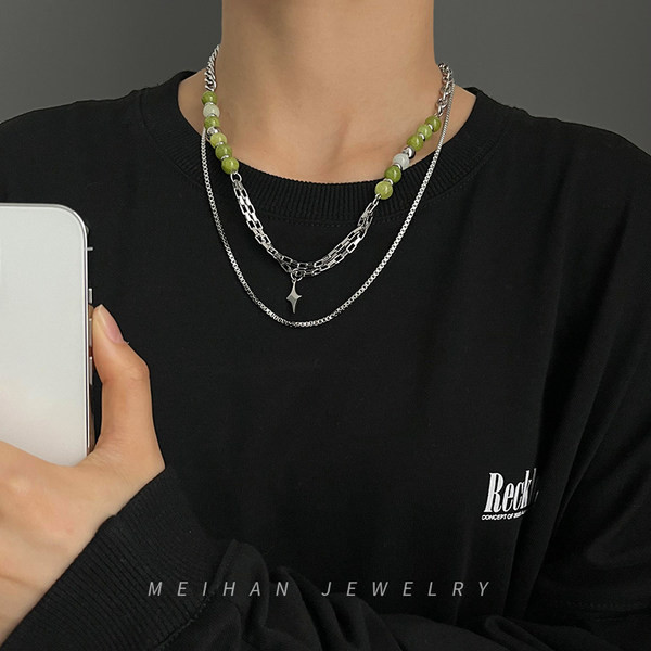 Vīriešu kaklarota ar krāsainiem akmeņiem