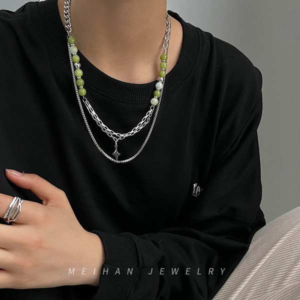 Vīriešu kaklarota ar krāsainiem akmeņiem