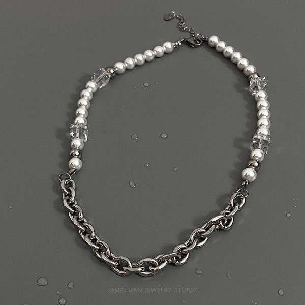 Férfi nyaklánc díszgyöngyökkel, új modell