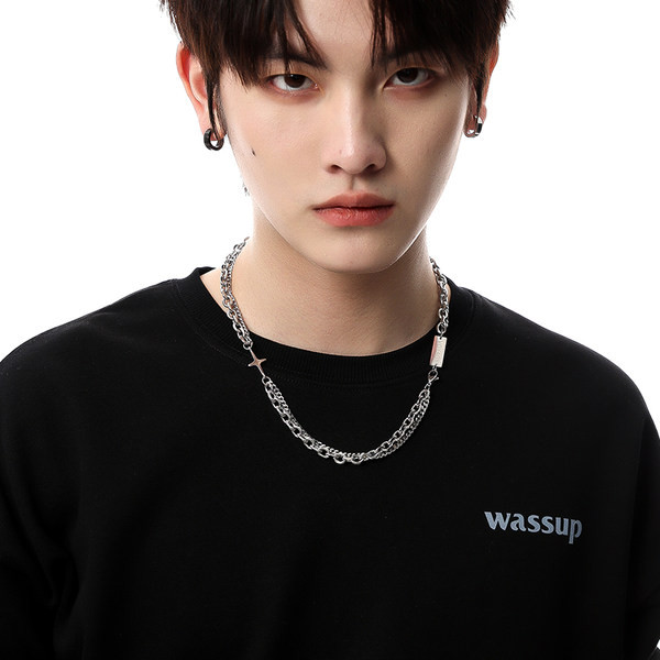 Sudraba vīriešu ķēde ar lielu bizi un krustiņu