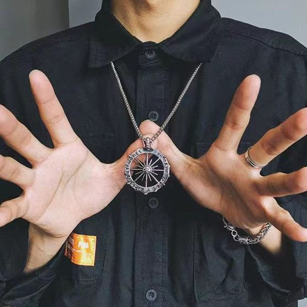 Ανδρική ατσάλινη αλυσίδα με μενταγιόν για τον ήλιο