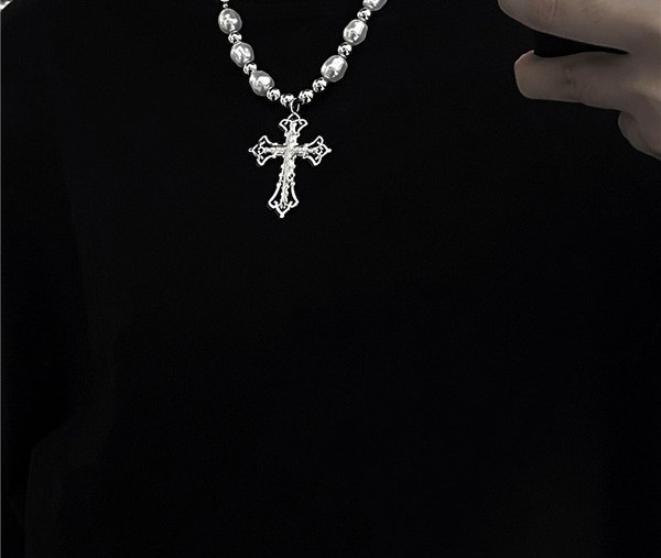 Ανδρική αλυσίδα με σταυρό και διακοσμητικές πέρλες