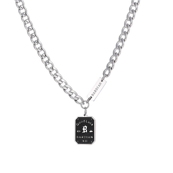 Moderna vīriešu ķēde ar titāna tērauda kulonu