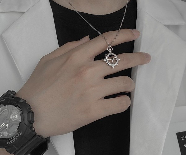 Muški moderni lanac više modela